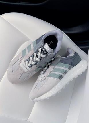 Кроссовки adidas retropy