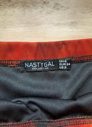 Невероятная мини-юбка в сеточку в стиле тай-дай от бренда nasty gal7 фото