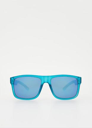 Фірмові стильні дитячі сонцезахисні окуляри сонячні окуляри в пластиковій оправі reserved оригінал2 фото