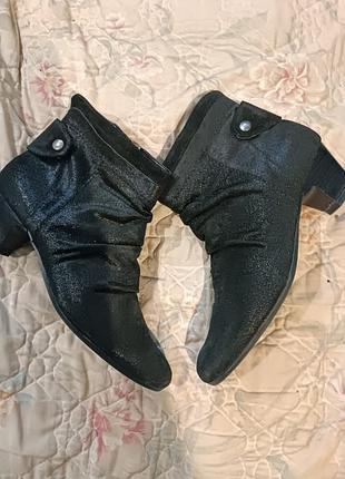 Классные ботинки демисезонные сапоги