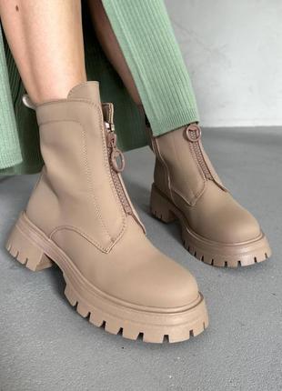 Демисезонные ботинки 😍