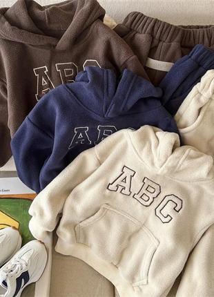 Стильный флисовый костюм (6)