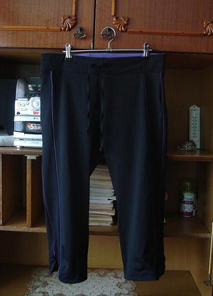 10/38 р. шикарные фирменные спортивные бриджи