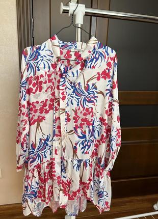 Сукня в стилі zara