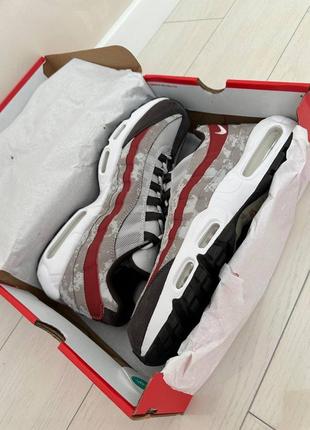 Культовая модель nike air max 95 в коллаборации с social fc.