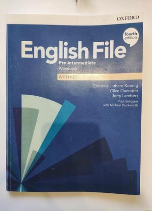 English file 4th edition pre-intermediate student's book with online practice3 фото