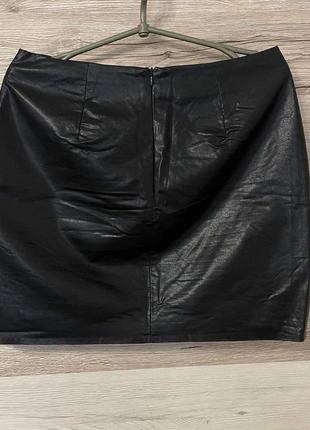 Короткая юбка из эко кожи zara размер m3 фото