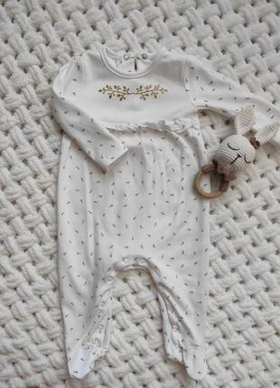 Человечек на девочку