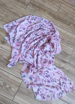 Легкий широкий шарф палантин нежно сиреневого цветочного принта, состояние без нюансов3 фото