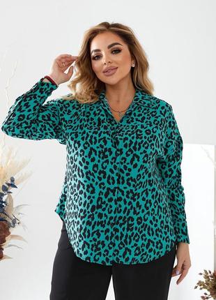 Рубашка на пуговицах с высокими манжетами на рукавах с принтом леопарда