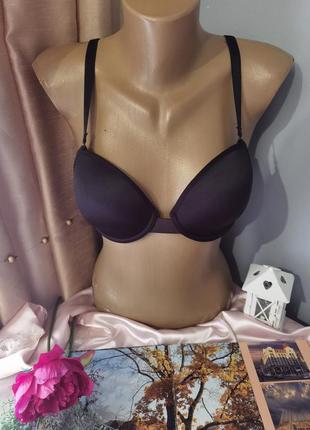 Брендовий бюстгальтер на тонкому поролоні розміру 75d