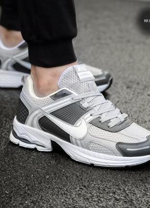 Кросівки nike чоловічі сірі