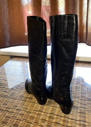 Зимові шкіряні чоботи високі carlo pazolini оригінальні чорні на танкетці зимові6 фото