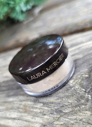 Фіксуюча розсипчаста пудра translucent loose setting powder від laura mercier