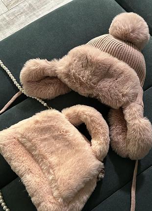 Комплект шапка та сумка зі штучної шкіри