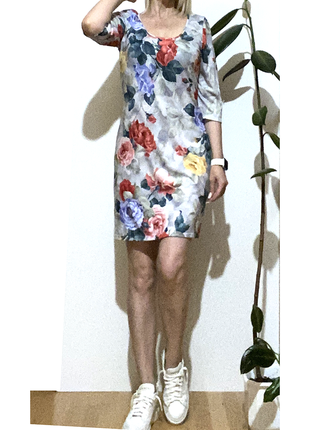 Eur 40 трикотажна квіткова літня сукня  вище коліна з рукавом платье1 фото