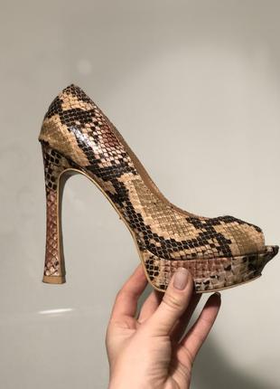 #розвантажуюсь боссоножки на підборах fullah sugar