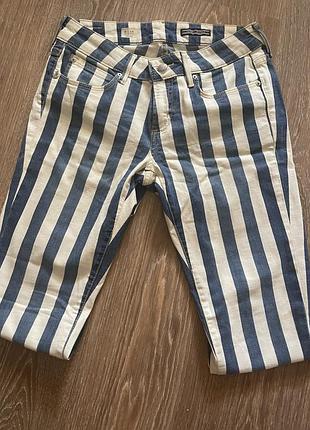 Джинсы tommy hilfiger
