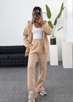 Теплий спортивний костюм на флісі прямі штани і кофта на блискавці