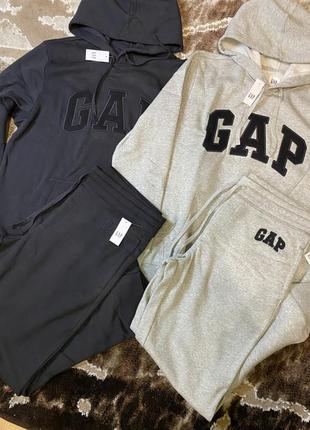 Оригінальний спортивний костюм gap
