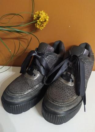 Жіночі кросівки на платформі, розмір 37, xti