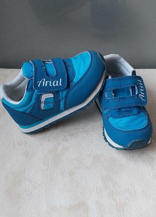 Дитячі кросівки Arial
