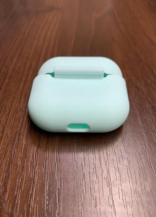 Силиконовые чехлы на наушники airpods 3 / чехол с карабином6 фото