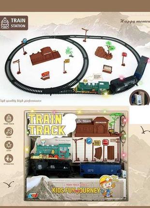 Железная дорога игрушечная со звуковыми и световыми эффектами, автоматическое движение, локомотив+2 вагона,