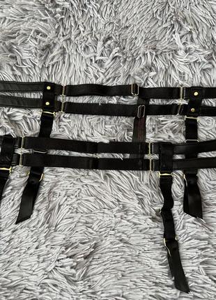 Гартеры hunkemoller