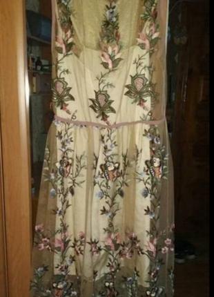 Шикарное вышитое платье италия denny rosse р.46-485 фото