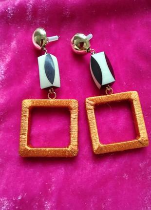 Эффектные серьги