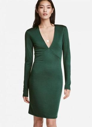 Красивое зелёное облегающее платье h&m осень