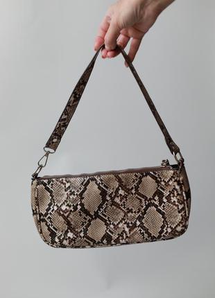 Багет на плечо змеиный принт