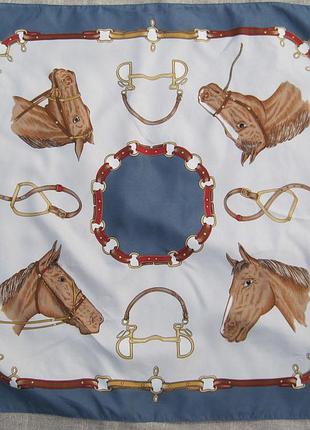 Хустка з конем