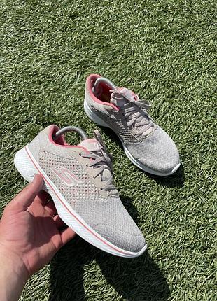 Skechers quick-fit