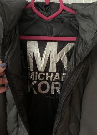 Демисезонная куртка с капюшоном от michael kors4 фото