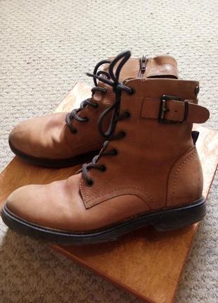 Ботинки кожаные