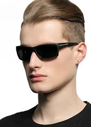 Солнцезащитные мужские, стильные, классические, очки.1 фото