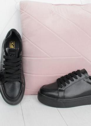 Черные кожаные кеды, кроссовки 40 размера