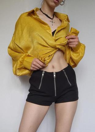 Эластичные шорты h&m
