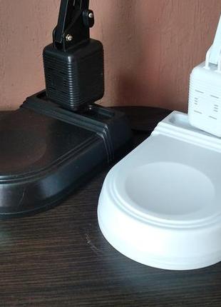 Настольная лампа