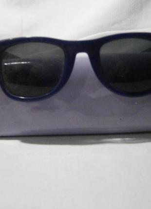 Женские солнцезащитные очки ( фиолетовые с черным) б/у
