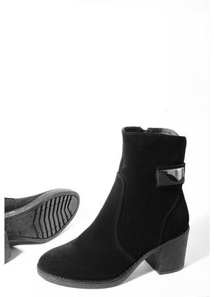 Демисезонные замшевые женские полусапожки ботинки на молнии устойчивый каблук5 фото