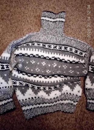 Теплый вязаный шерстяной свитер4 фото