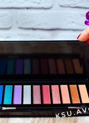 Палетка тіней для повік "чарівне мерехтіння" 10 в 1 avon
