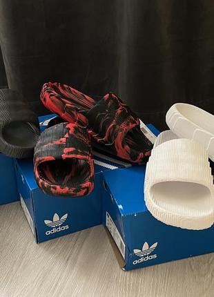 Тапочки adidas adilette 22