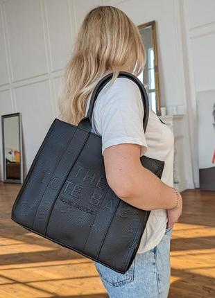 Сумка шоппер Britten Small Pebbled Slouchy Tote Handbag