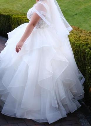 Весільна сукня з воланами 😍3 фото