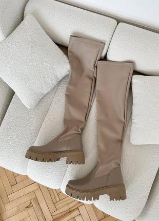 Высокие коричневые кожаные ботфорты на осень/зиму4 фото