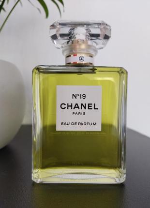 Chanel #19 edp (распил 2мл, 3мл, 5мл, 10мл, 15мл, 20мл) оригинал, личная коллекция